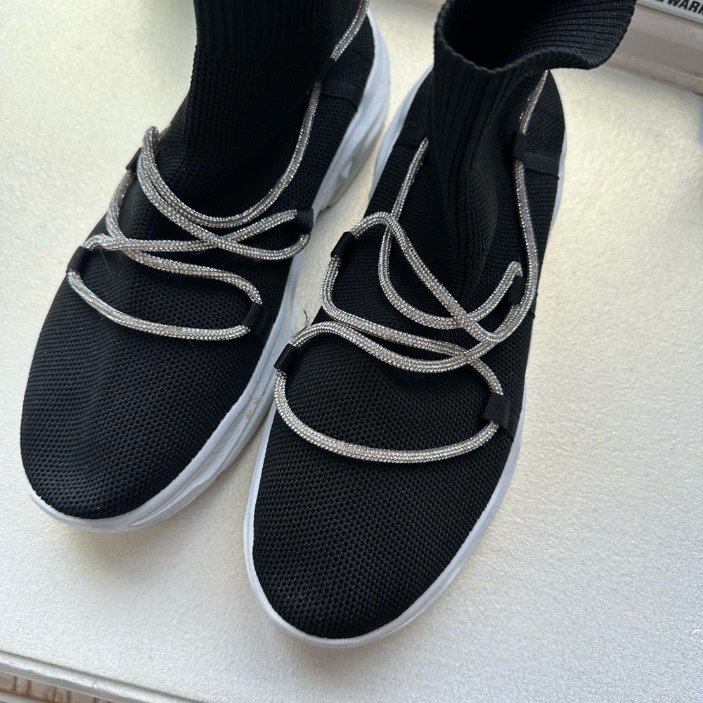 Black Knit Sneakers with Silver Laces